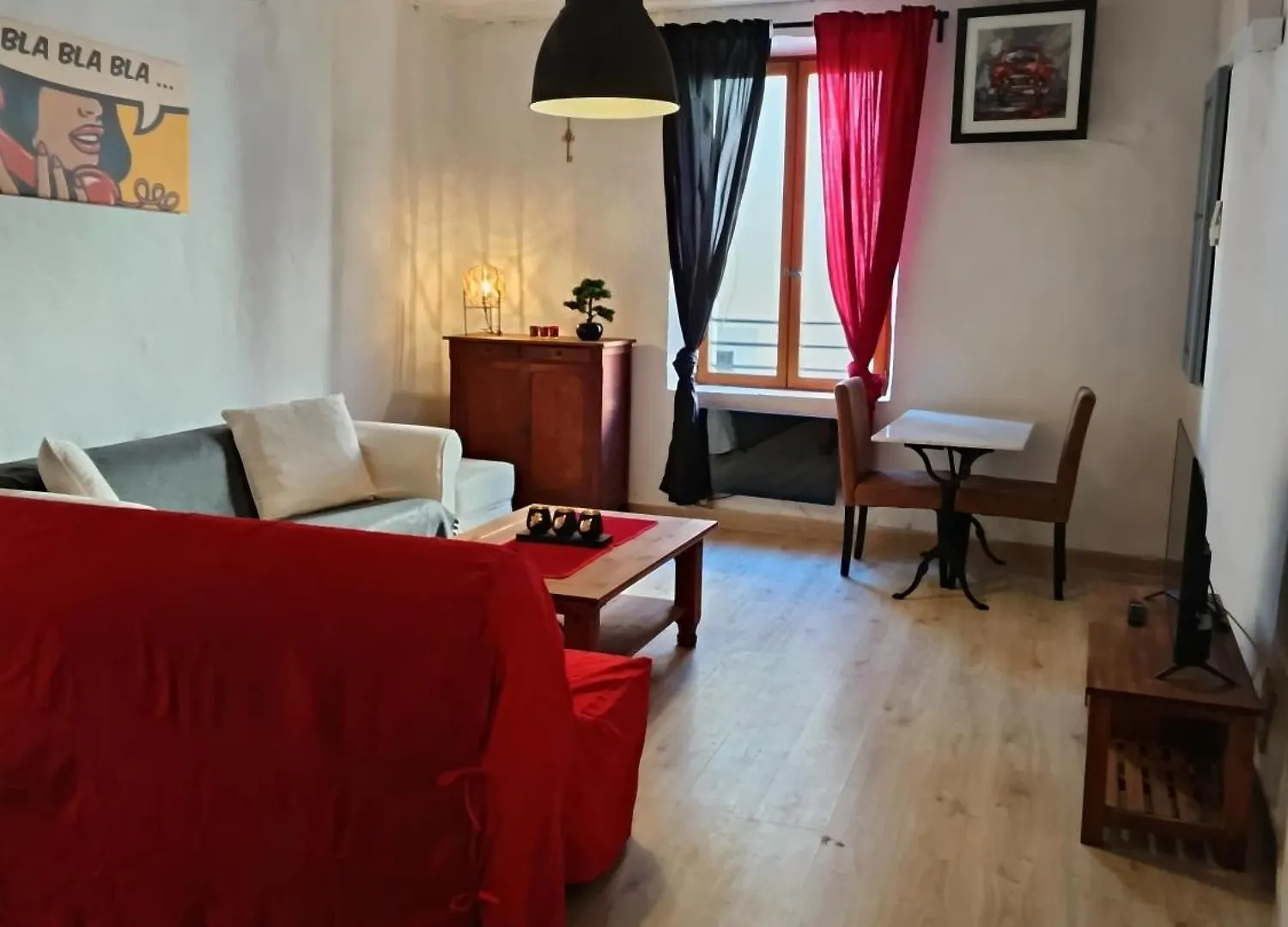 Eve Villa Aubignan 0*,